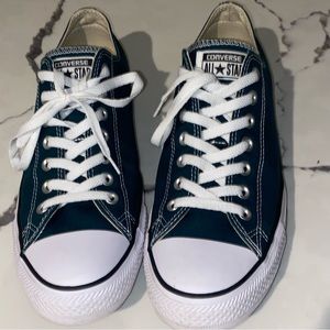 Converse low tops dark green shoes | Mens 10.5 |Womens 12.5 |29CM